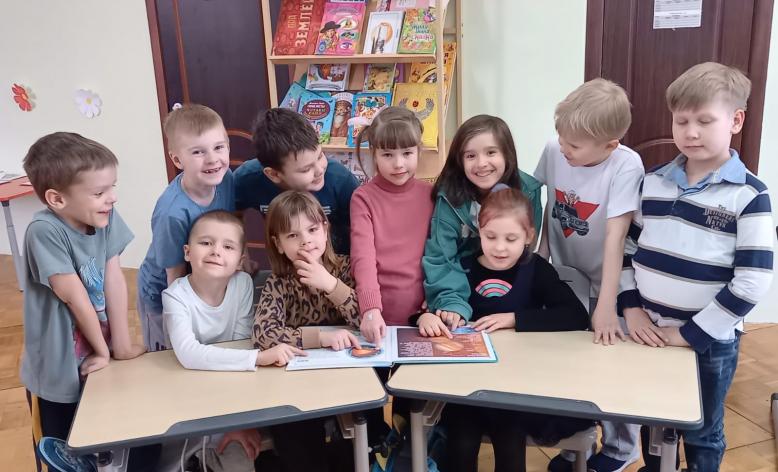Неделя науки в «Акуна-Матата»: строим небоскребы и открываем химические элементы